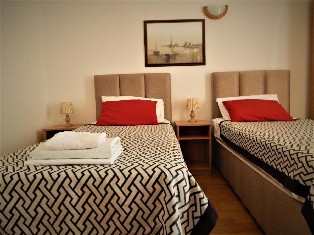 Vila Teodora Sveti Stefan Bagian luar foto