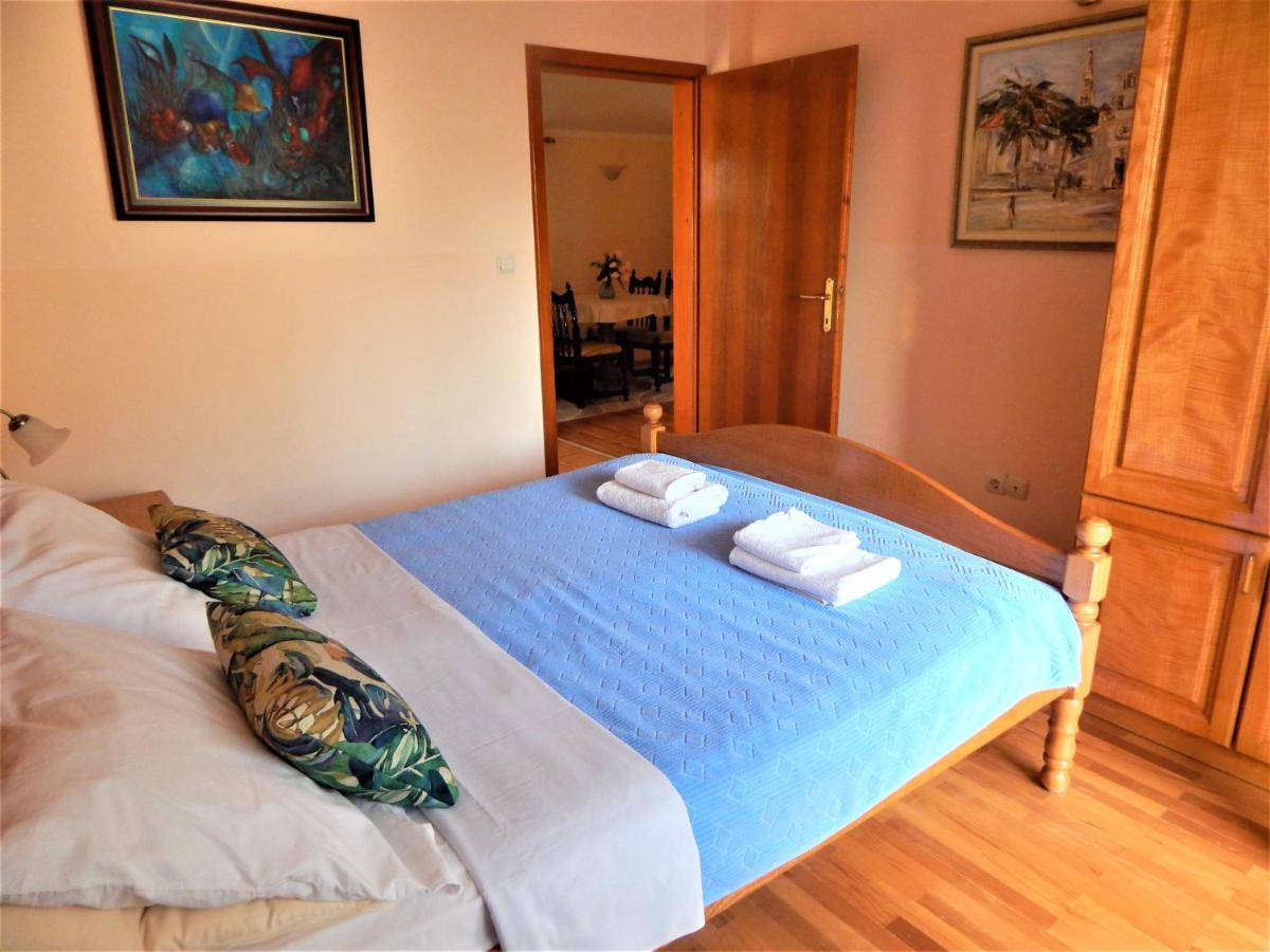 Vila Teodora Sveti Stefan Bagian luar foto